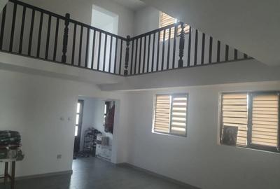 Casă cu 6 camere în Central - 7