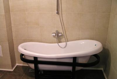 Apartament cu 5 camere decomandat în Nord - 2