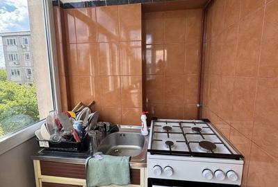 Apartament cu 2 camere decomandat în Craiovița Nouă - 5