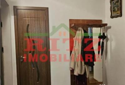 Apartament cu 3 camere decomandat în Central - 1