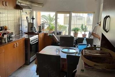 Spațiu comercial, de 205 mp, în Central - 7