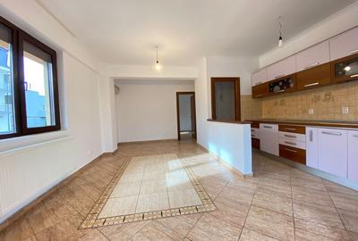 Apartament cu 4 camere decomandat în 1 Mai - 6