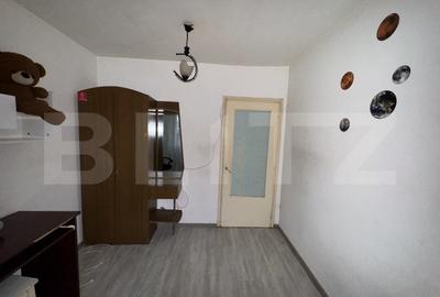 Apartament de vanzare, cu 3 camere, 43 mp, zona Dacia - 2