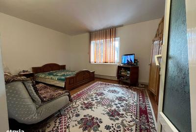 Casă cu 4 camere cu Teren 400 Mp în Central - 15