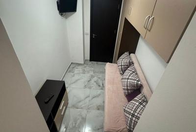 Apartament cu 3 camere semidecomandat în Central - 6