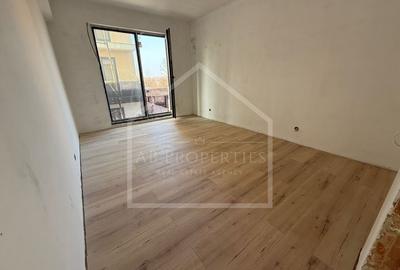 Apartament cu 2 camere decomandat în Băneasa