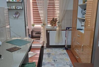 Apartament cu 4 camere decomandat în Ultracentral