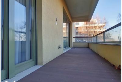 Apartament cu 2 camere decomandat în Schei