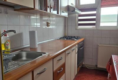 Apartament cu 2 camere decomandat în Central - 2