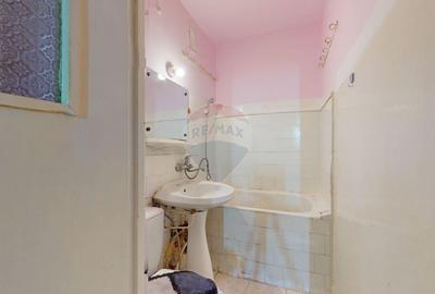 Apartament 3 camere de vânzare, necesită renovare, Săcele - 6