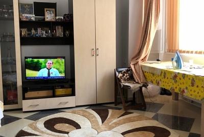 Apartament cu 2 camere decomandat în Fundeni