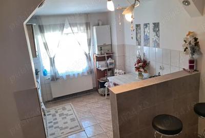 Apartament cu 2 camere semidecomandat în Central - 1