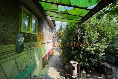 Teren intravilan + casa batraneasca zona Micro 3 - 10