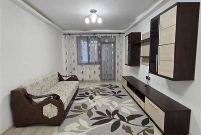 Apartament cu 3 camere decomandat în Tractorul - 2