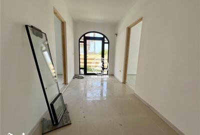 Casă cu 3 camere cu Teren 500 Mp în Voinești - 6