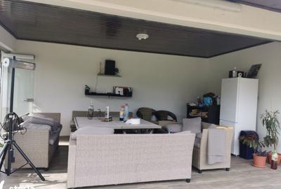 Casă cu 4 camere în Ulmi - 2