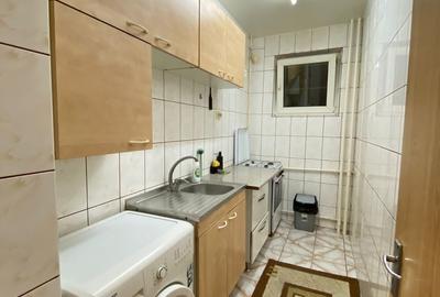 Garsonieră decomandată în Titan - 2