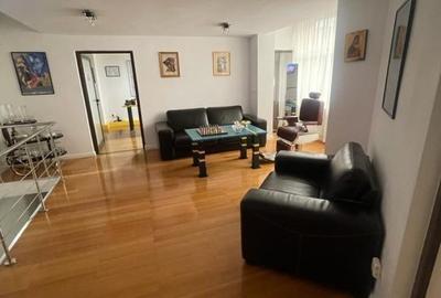 Birou, de 260 mp, în Piața Centrală - 5