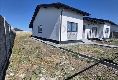 Casă cu 3 camere în Moșnița Veche - 8