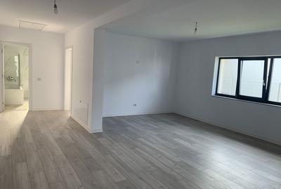 Casă cu 4 camere cu Teren 700 Mp în Valea Adâncă - 6