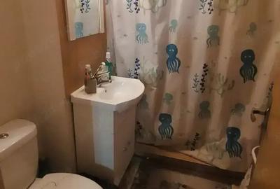 Vand apartament 3 camere decomandat - 1