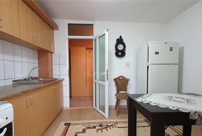 Apartament cu 2 camere decomandat în Burdujeni