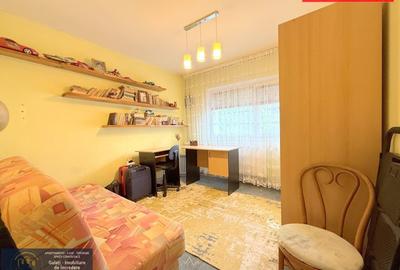 Apartament cu 2 camere decomandat în Micro 17 - 10