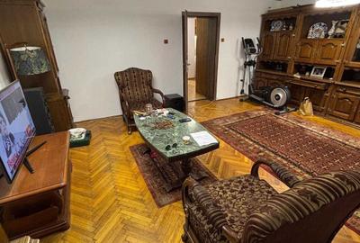 Apartament cu 3 camere decomandat în Calea București - 5