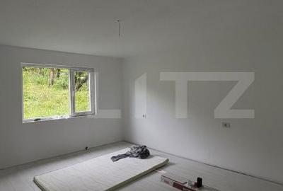 Casă cu 2 camere cu Teren 1000 Mp în Central - 4
