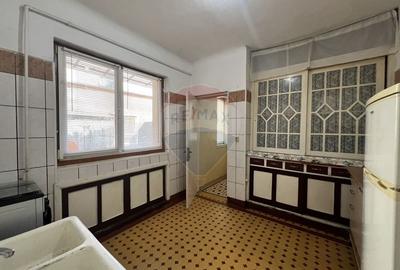 Apartament interbelic cu autenticitate, Avrig 18 - 28