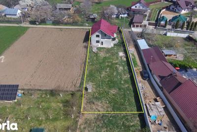 Casă cu 4 camere cu Teren 953 Mp în Girov - 4