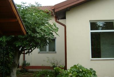 Casă cu 4 camere cu Canalizare în Ferme - 4
