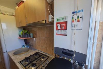 OCAZIE!!! INEL II-SALVARE APARTAMENT CU 2 CAMERE CENTRALA PE GAZE - 11