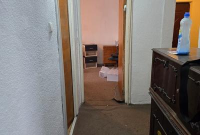 Apartament cu 3 camere decomandat în Progresul - 3