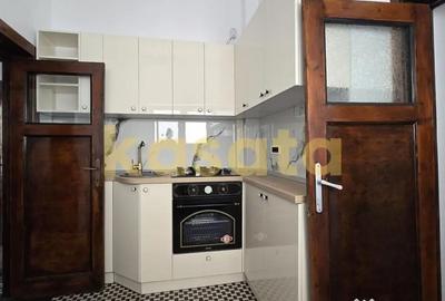 Apartament cu 4 camere decomandat în Ștefan cel Mare - 8