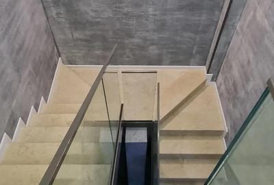 Spațiu comercial, de 1 mp, în Curtea de Argeș - 9