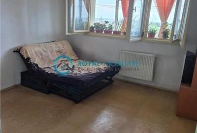 Royal Imobiliare - Vanzare apartament 2 camere zona Vest - 1