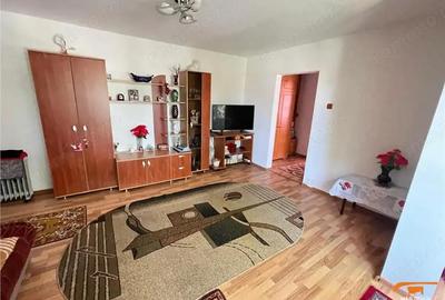 2 camere spatios etaj 3 Cirumvalatiunii centrala proprie - 1