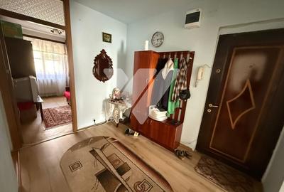 Apartament 3 camere decomandat etaj 2 zona Vasile Aaron Sibiu - 4