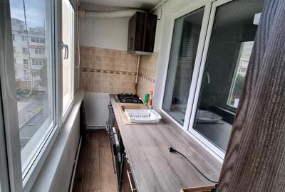 Apartament cu 2 camere decomandat, mobilat în City Park Mall - 3