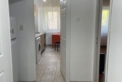 Garsonieră decomandată, mobilată în Tei - 5