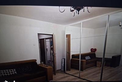 Apartament cu 2 camere decomandat în Tei - 2