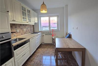 Apartament cu 3 camere semidecomandat în Tei - 5