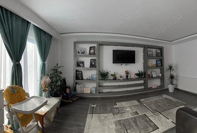 Casă cu Teren 12000 Mp în Pădureni - 4