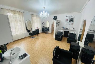 Casă individuală cu 5 camere cu Canalizare în Central - 3