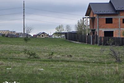 Teren de 6901 mp, în Războieni - 3