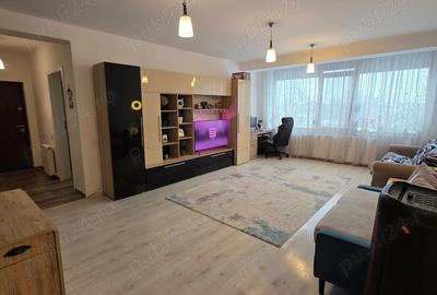 Apartament cu 3 camere semidecomandat în Central - 4