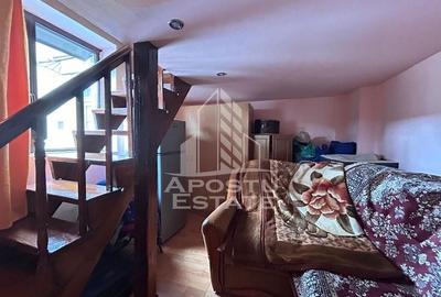 Casa la curte comuna cu doar 5 locatari, in Piata Maria. - 6