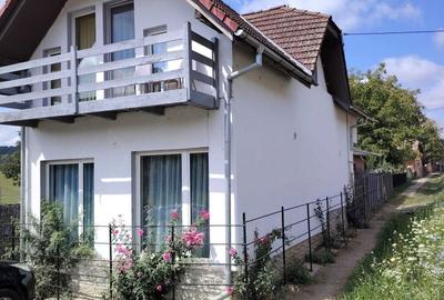Casă cu 4 camere în Budiu Mic - 7