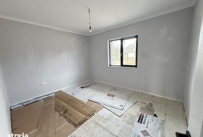 Casă cu 3 camere cu Teren 420 Mp în Central - 7